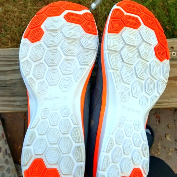 Women's Nike Flex (Pre-Owned) - Picture 6 of 6